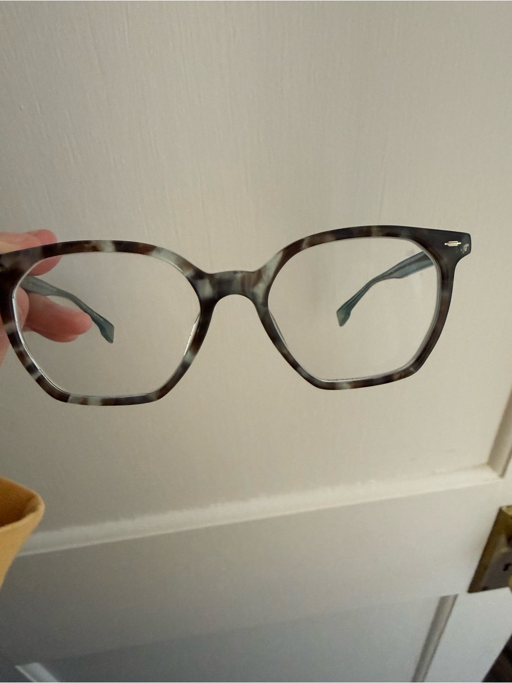 STATE Glasses in case